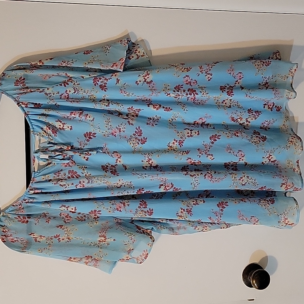 LC Lauren Conrad Blue, Red, Pink and Yellow Flutter Sleeve Blouse - Picture 3 of 8